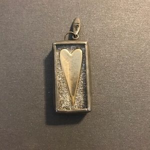 BRAND NEW Charm BY Jewel Kade